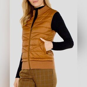 Liverpool Los Angeles quilted puffer vest. Small.